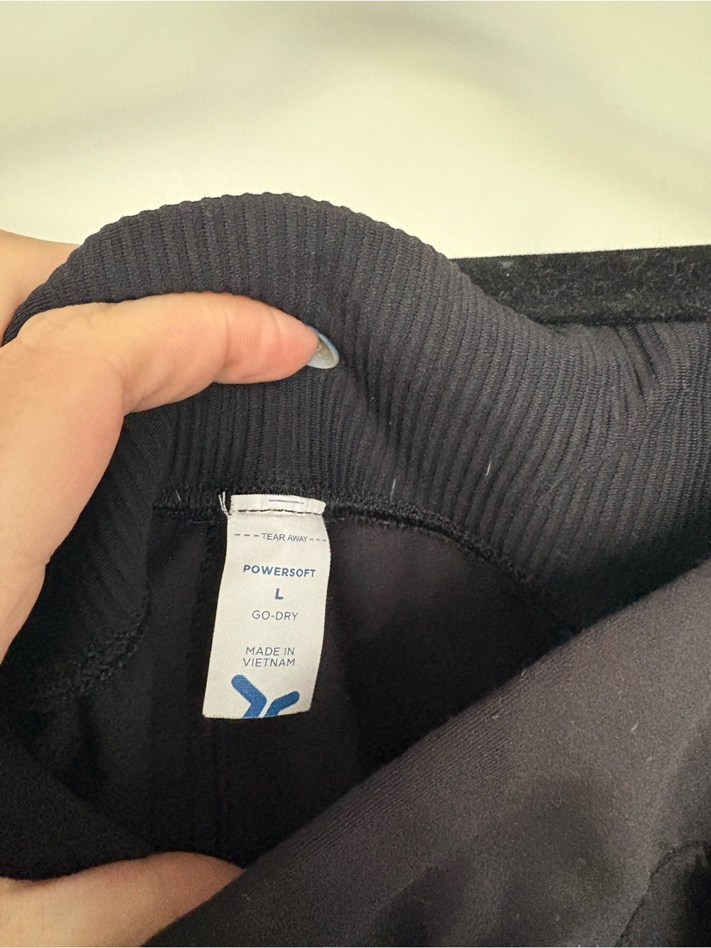 Old Navy power soft Women's Black Cropped Pull-On Ankle Pants - Picture 2 of 2